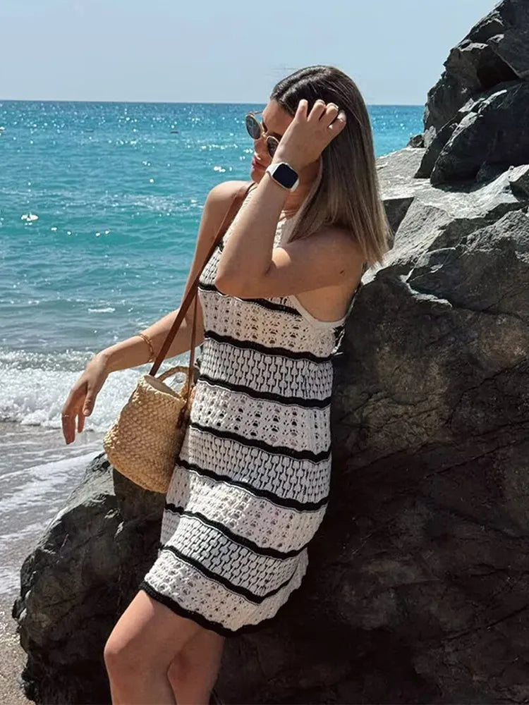 Women Knitted Hollow Out Mini Dresses Round Neck Sleeveless Off Shoulder Short Dress Lady Casual Summer Holiday Beach Robes