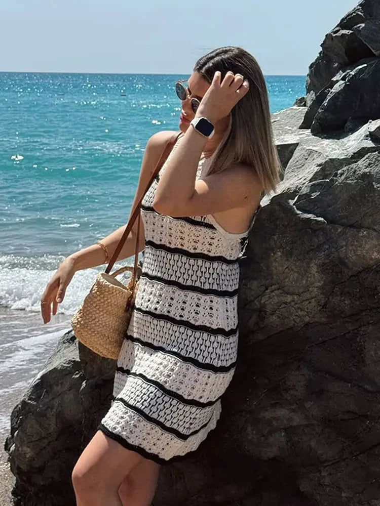 Women Knitted Hollow Out Mini Dresses Round Neck Sleeveless Off Shoulder Short Dress Lady Casual Summer Holiday Beach Robes