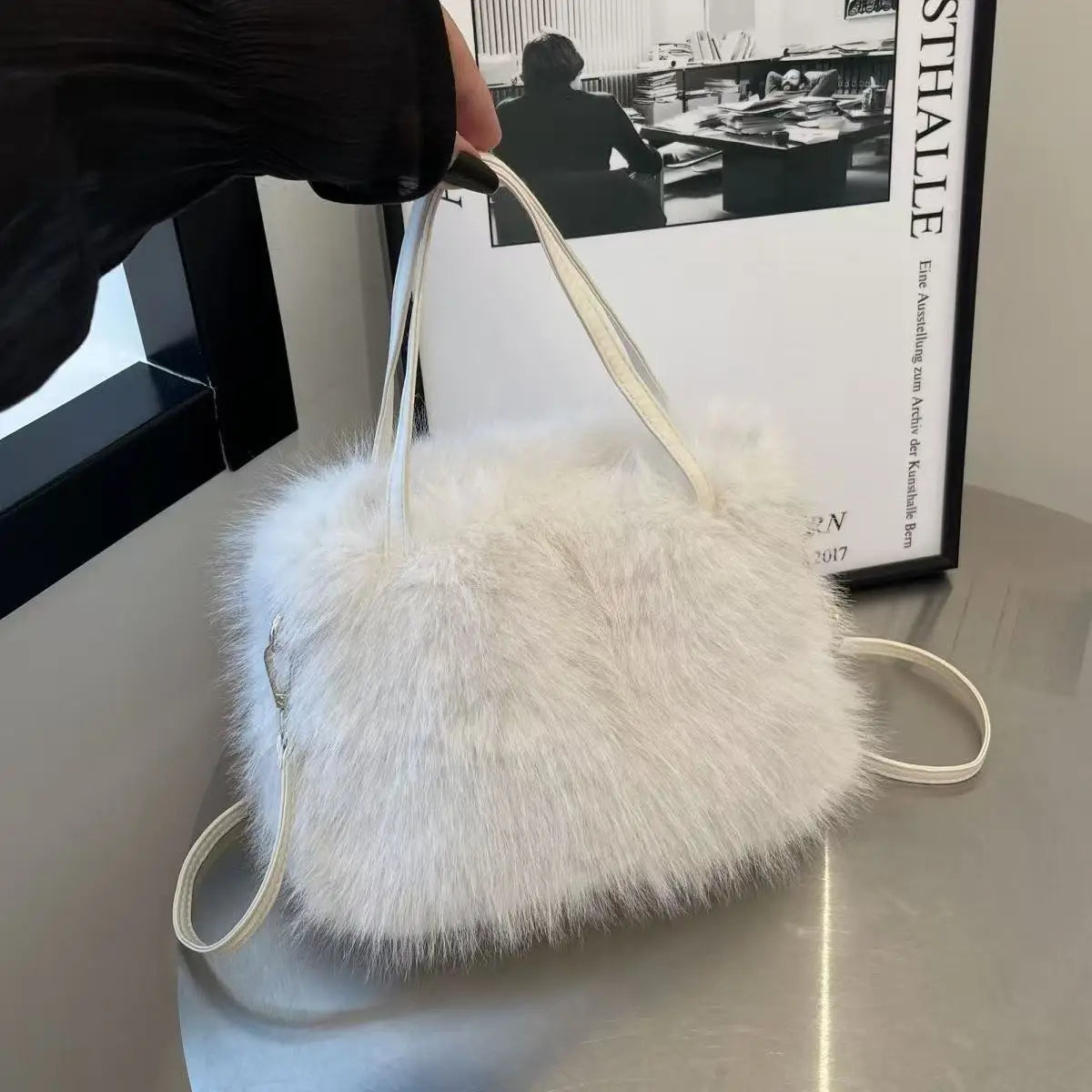 HOMEFISH Faux Fur Tote Bag Women's Bucket Plush Luxury Design Ladies Handbags Soft Winter Crossbody Shoulder Bags Bolsa Feminina