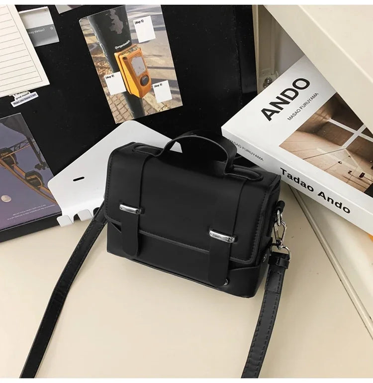 Minimalist Unisex Shoulder Bag